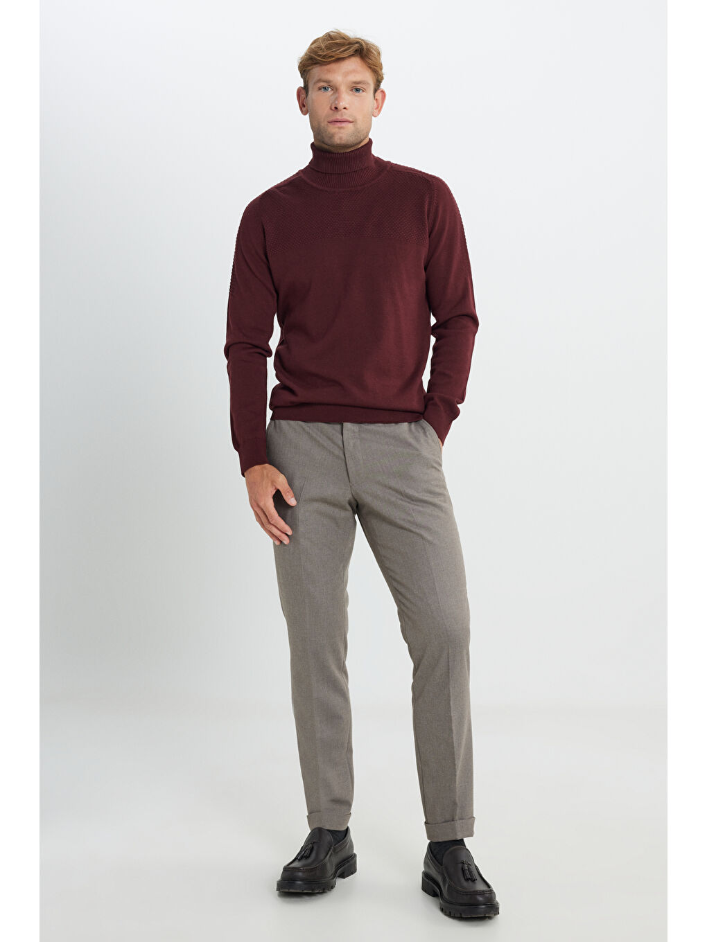 Erkek Bordo Pamuklu Standart Fit Normal Kesim Tam Balıkçı Yaka Jakarlı Triko Kazak-1