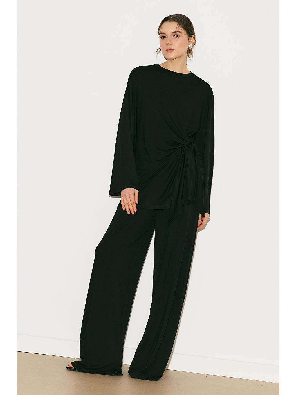 Easy Bağlama Detaylı Bluz Siyah-4