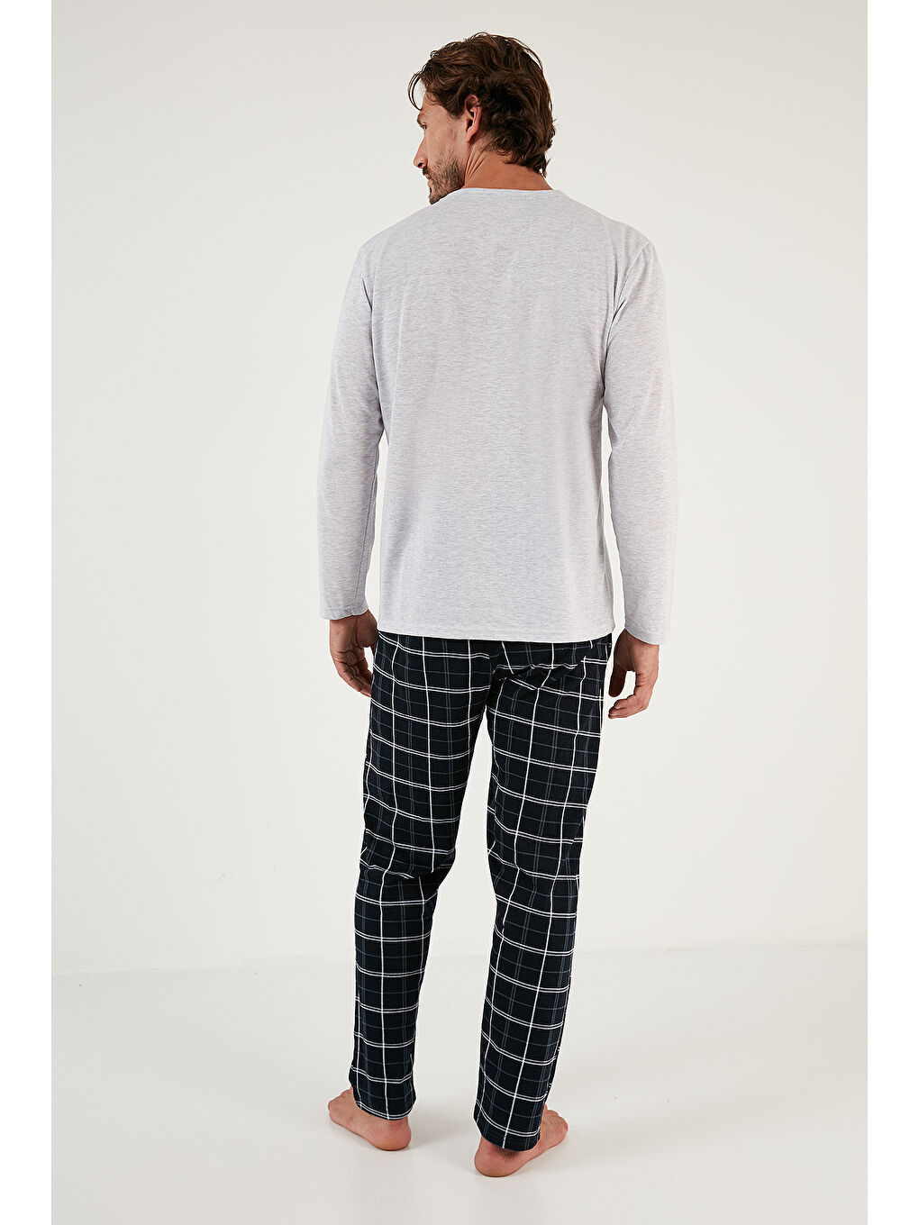 Gri Ekoseli Cepli Beli Lastikli %100 Pamuk Regular Fit Erkek Pijama Takımı 6572001-4