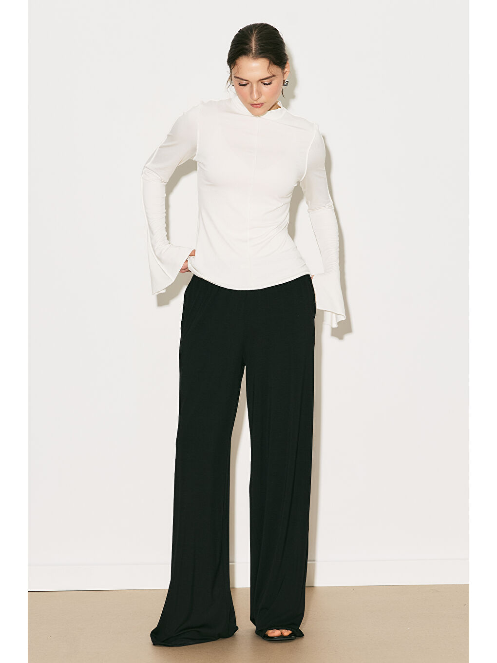 Easy Geniş Uzun Kol Bluz Ekru-8