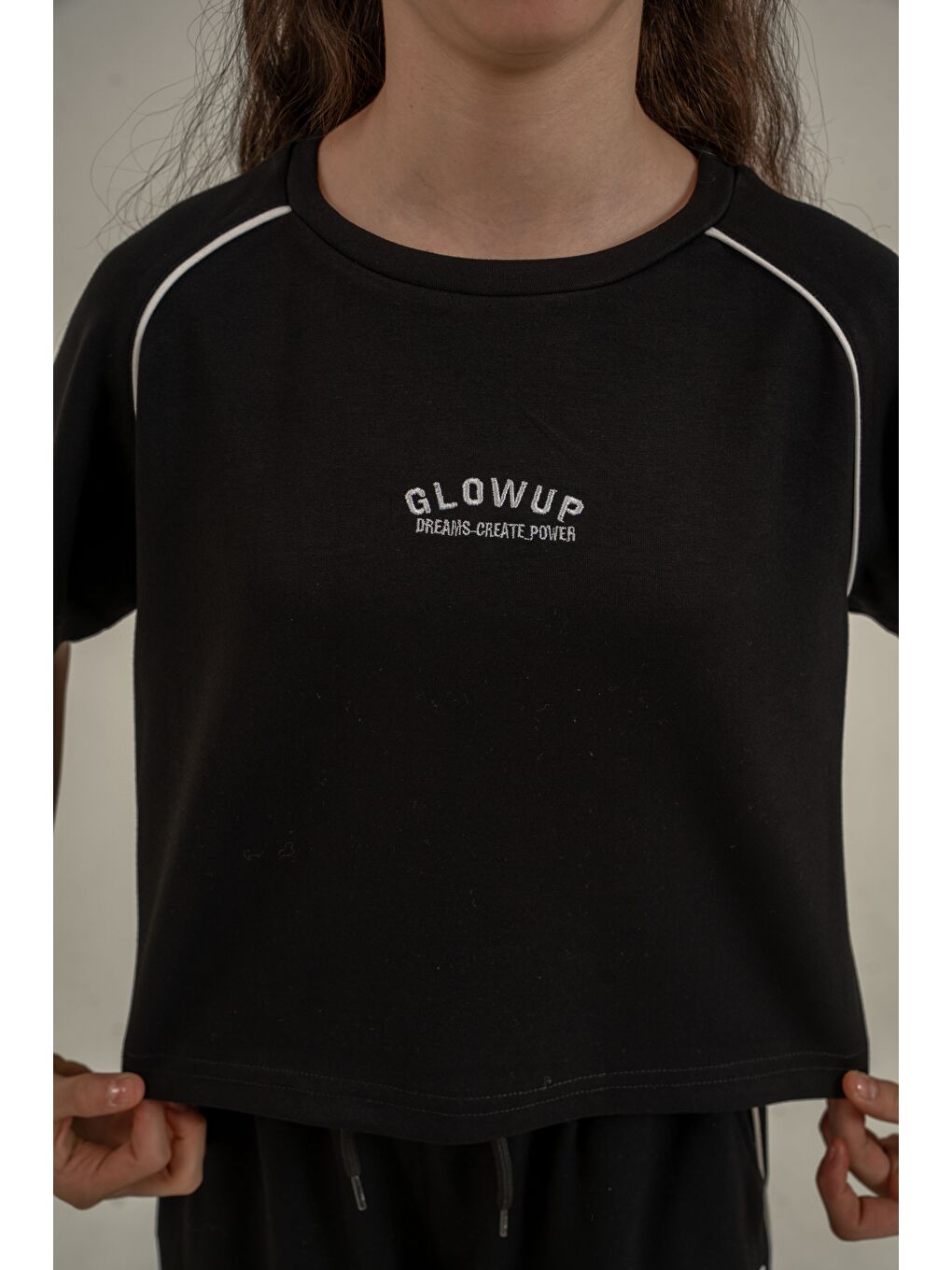 Siyah Glowup Dreams Nakışlı Yumaşak Dokulu-Comfort Kumaş Kız Çocuk Alt Üst Eşofman Takımı-5