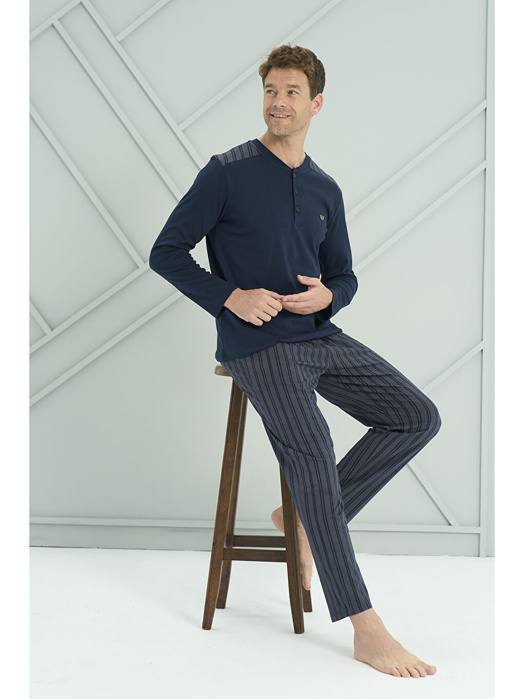 Erkek Interlok Penye Uzun Kol Pijama Takımı 2237 Lacivert02-1