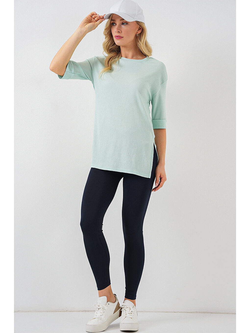 Yeşil 4332 Yanı Yırtmaçlı Örme Tişört - Mint-1