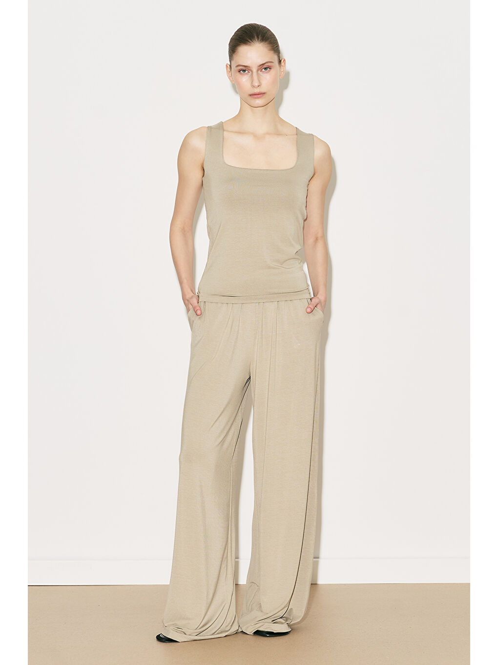 Bej Easy Kolsuz Kare Yaka Bluz Taş-4