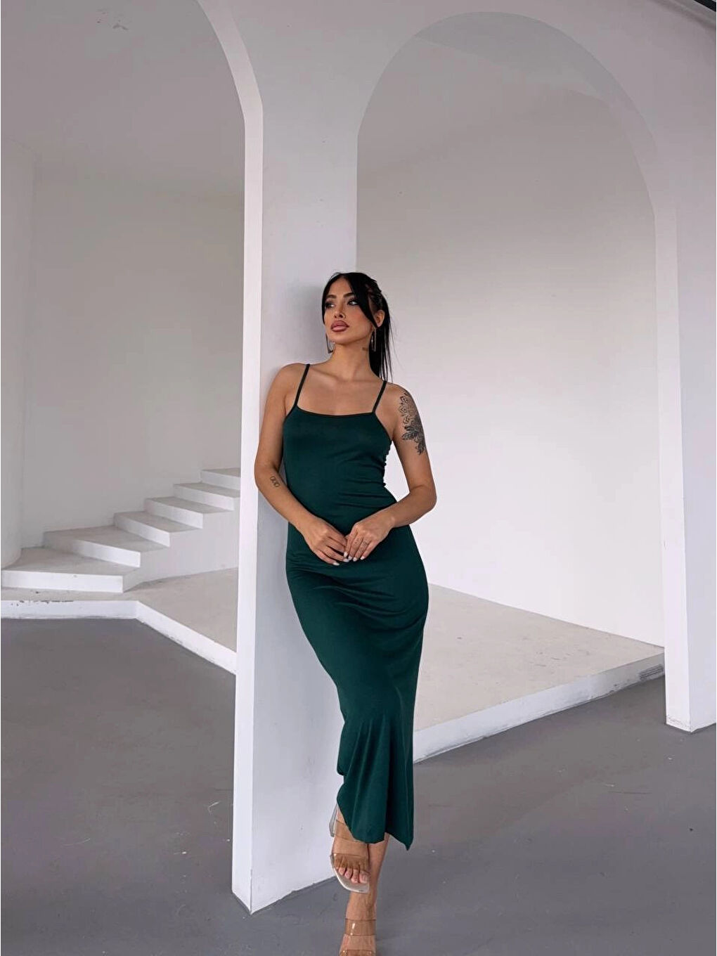 Kadın Zümrüt Yeşil Ayarlanabilir Askılı Midi Boy Elbise HZL25S-FRY122921-1