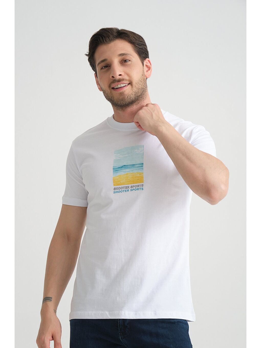 Beyaz Erkek T-Shirt %100 Pamuk Minimalist Tasarım Regular Kalıp Baskılı