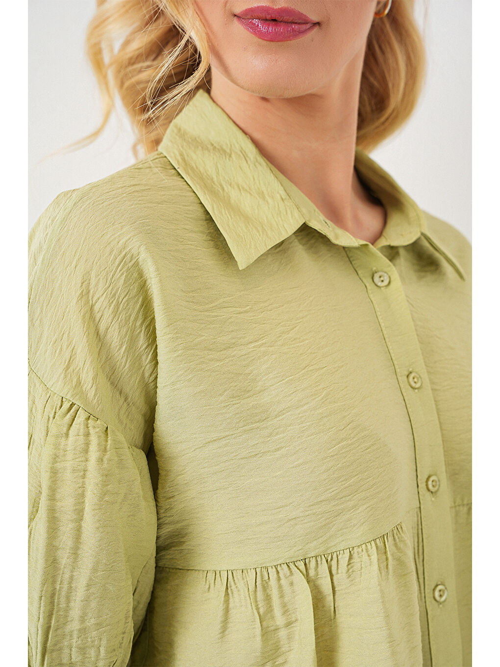 Kadın Kısa Kol Crop Gömlek 20335 - E.Yeşil-4