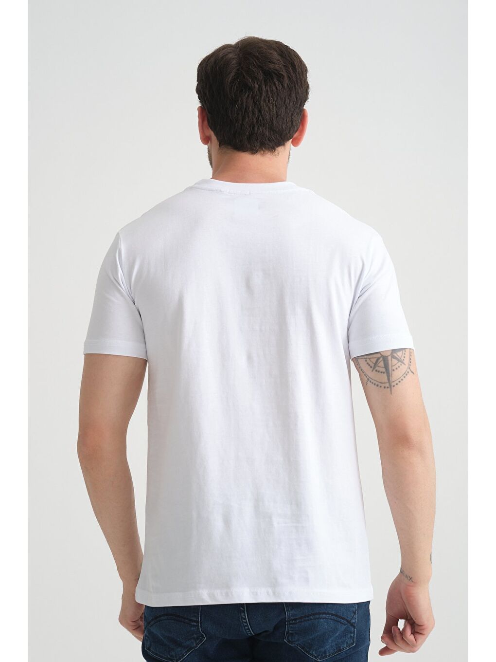 Beyaz Erkek T-Shirt %100 Pamuk Minimalist Tasarım Regular Kalıp Baskılı-2