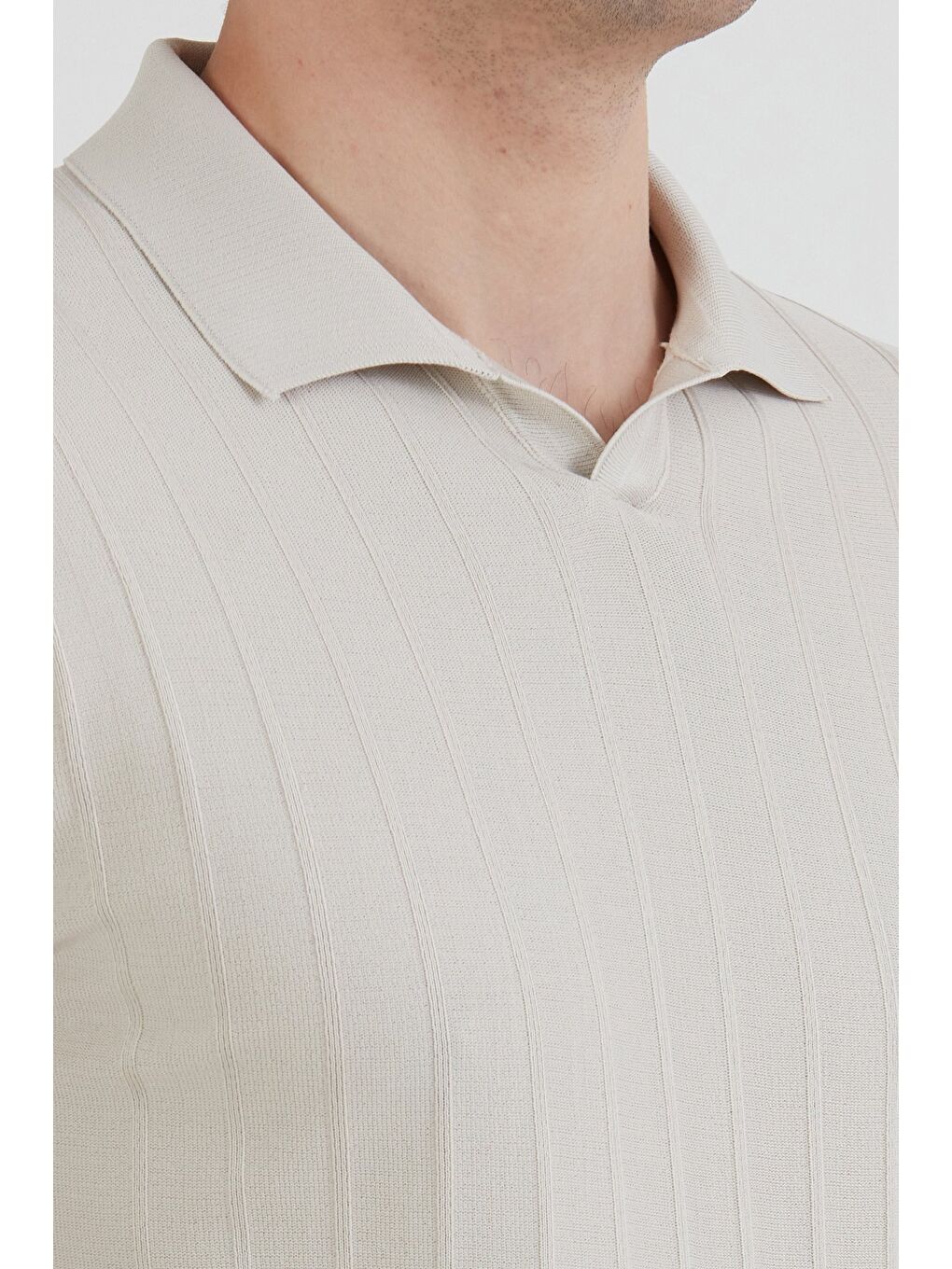 Bej Şeritli Polo Yaka Triko Tişört-4