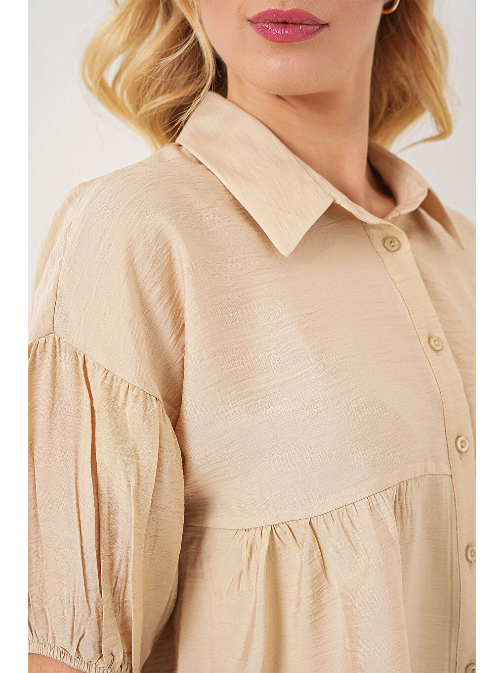 Kadın Kısa Kol Crop Gömlek 20335 - Bej-4