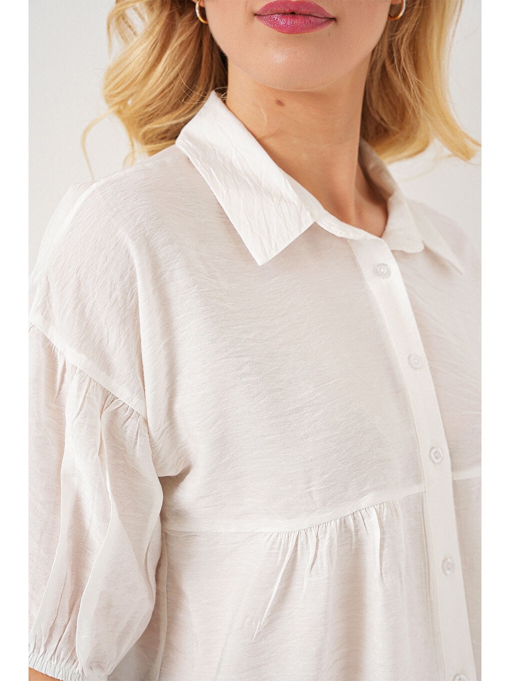 Kadın Kısa Kol Crop Gömlek 20335 - Beyaz-4