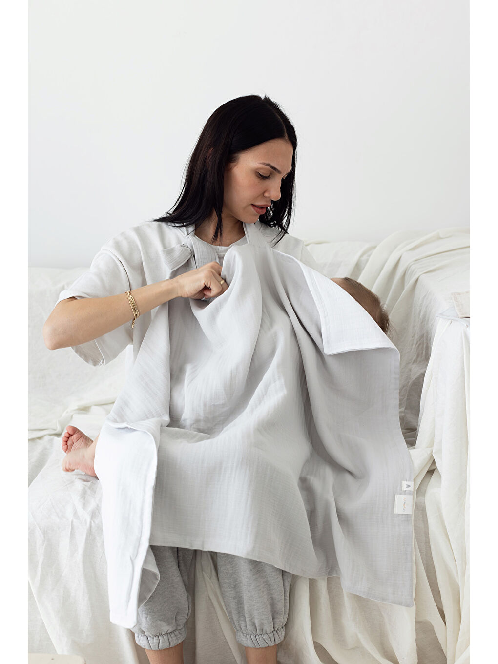 Colors of Joy Organik Pamuk Müslin 4 Katlı Emzirme Örtüsü Gri-1