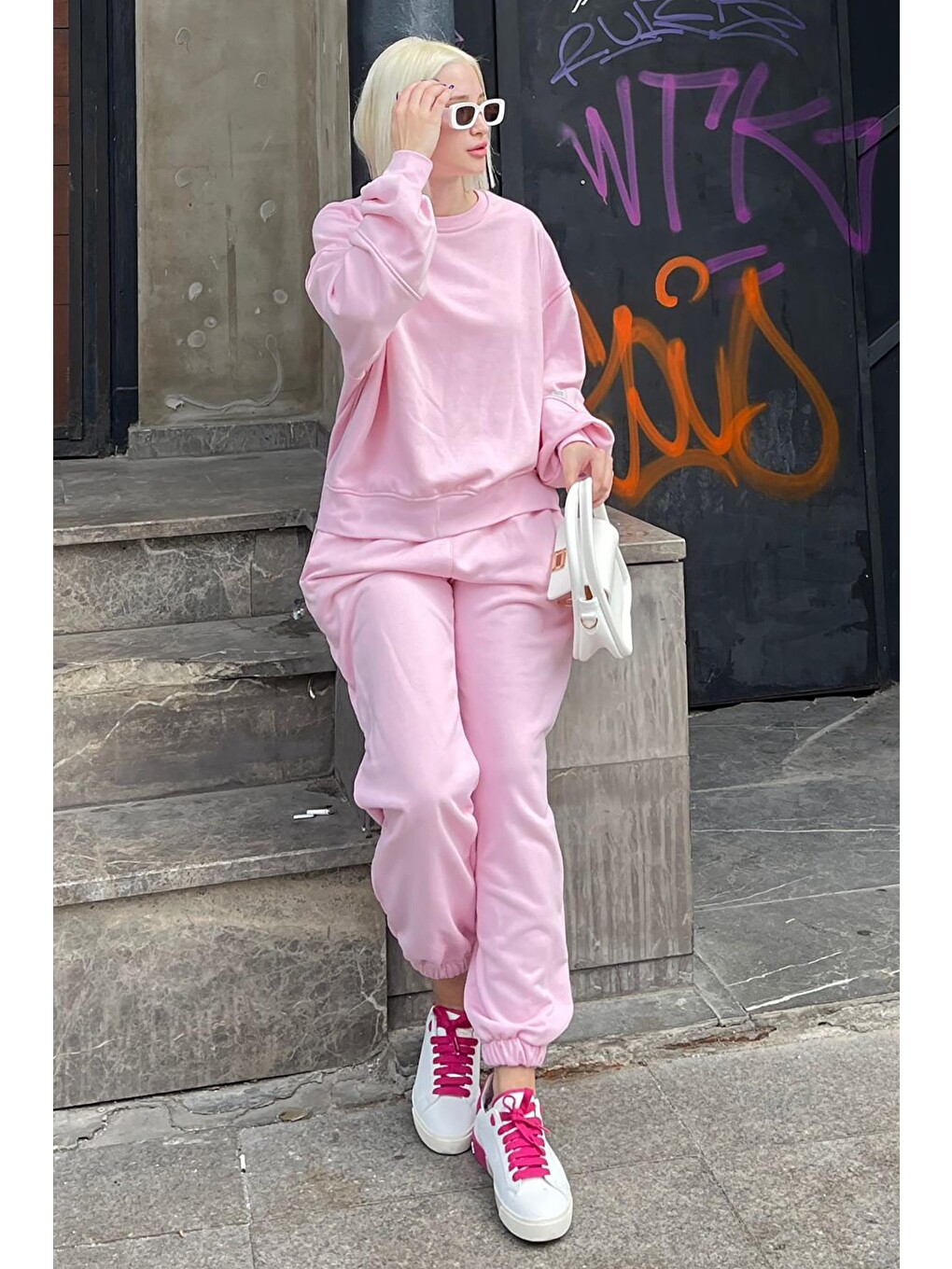 Pembe Bisiklet Yaka Arma Detaylı Kadın Eşofman Takımı Mg2186-2