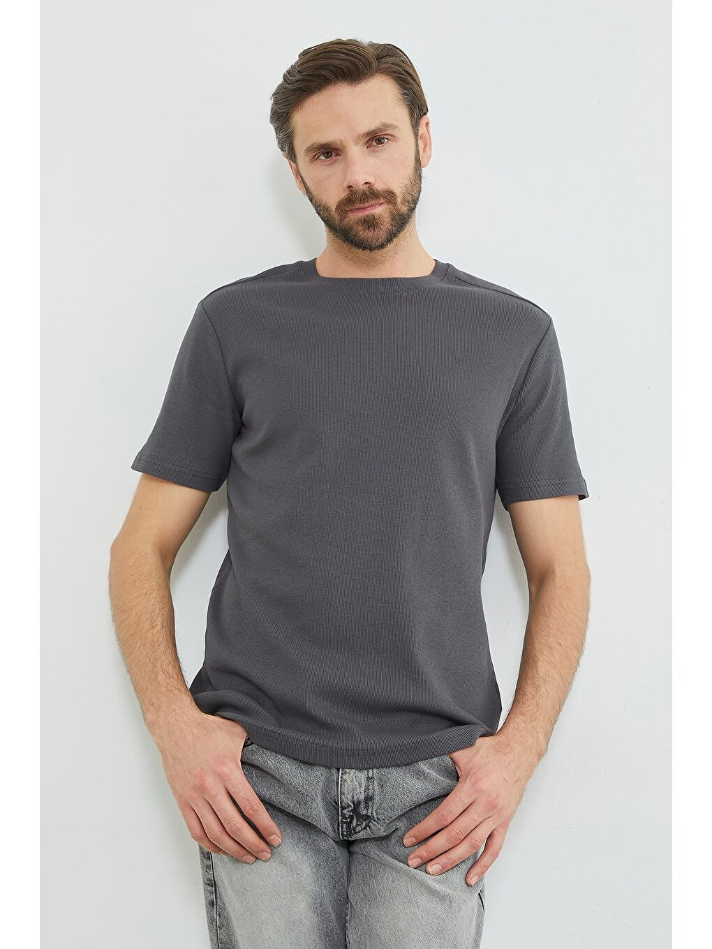 Antrasit Basic Fitilli Bisiklet Yaka Tişört-1