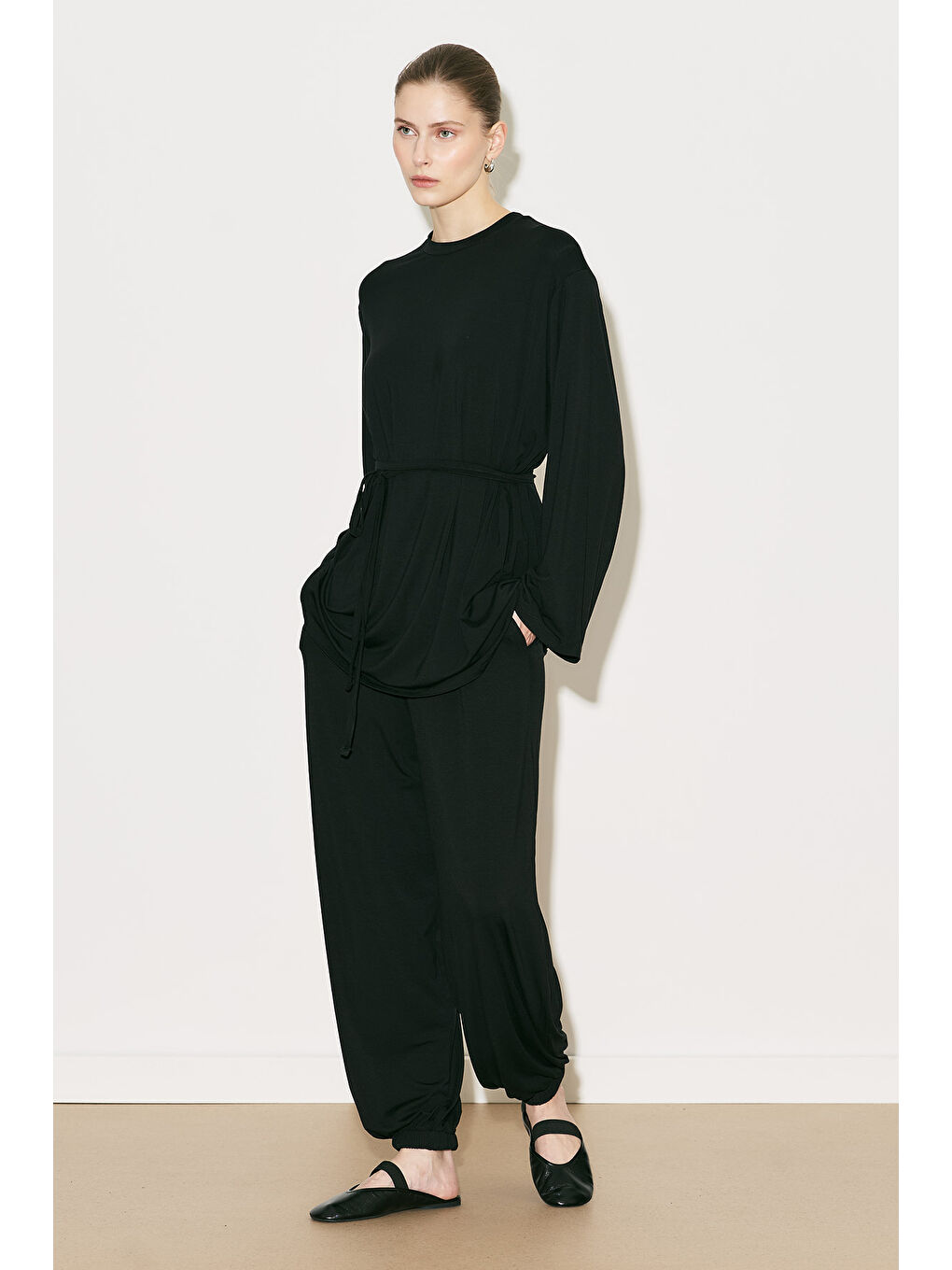 Easy Kuşaklı Rahat Bluz Siyah-1