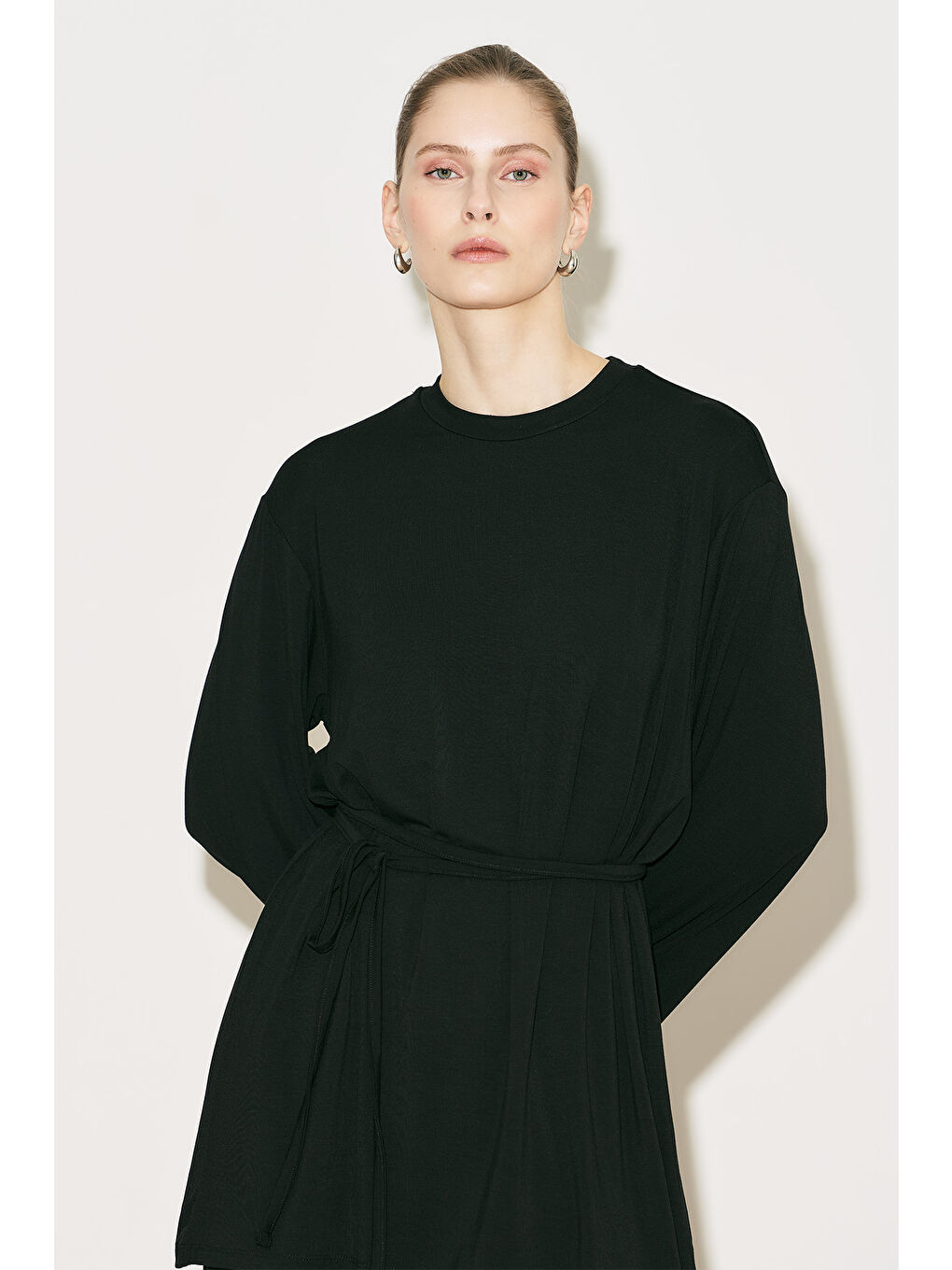 Easy Kuşaklı Rahat Bluz Siyah-3