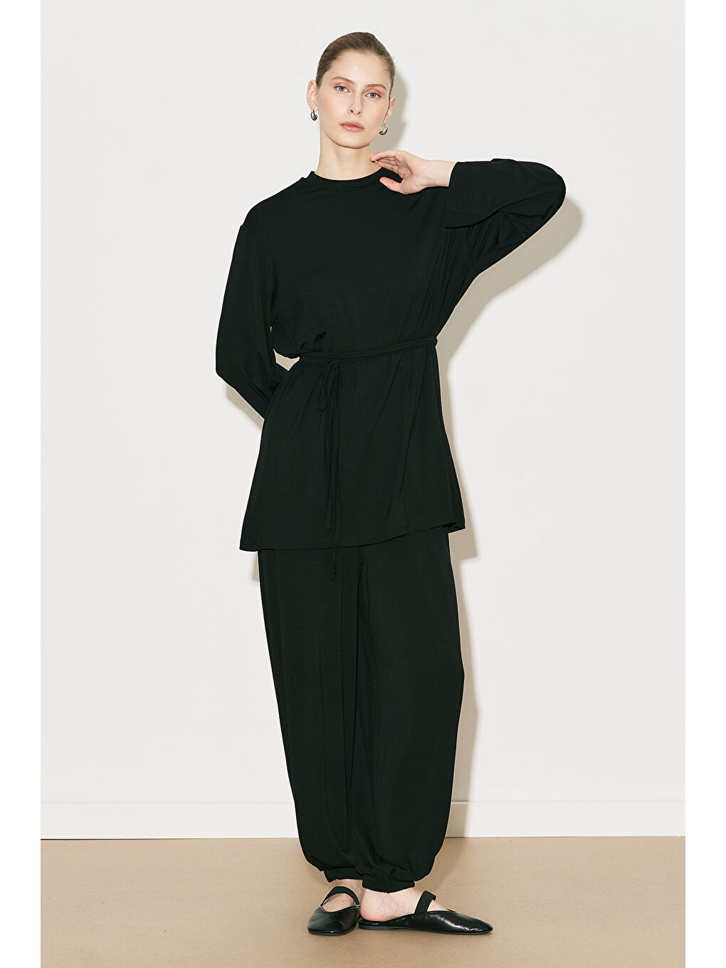 Easy Kuşaklı Rahat Bluz Siyah-6