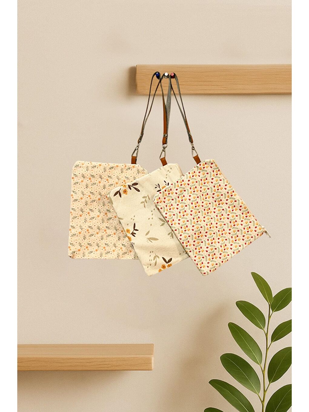 Deri Saplı Minik Çiçekli Cüzdan Paketi | 3 Adet