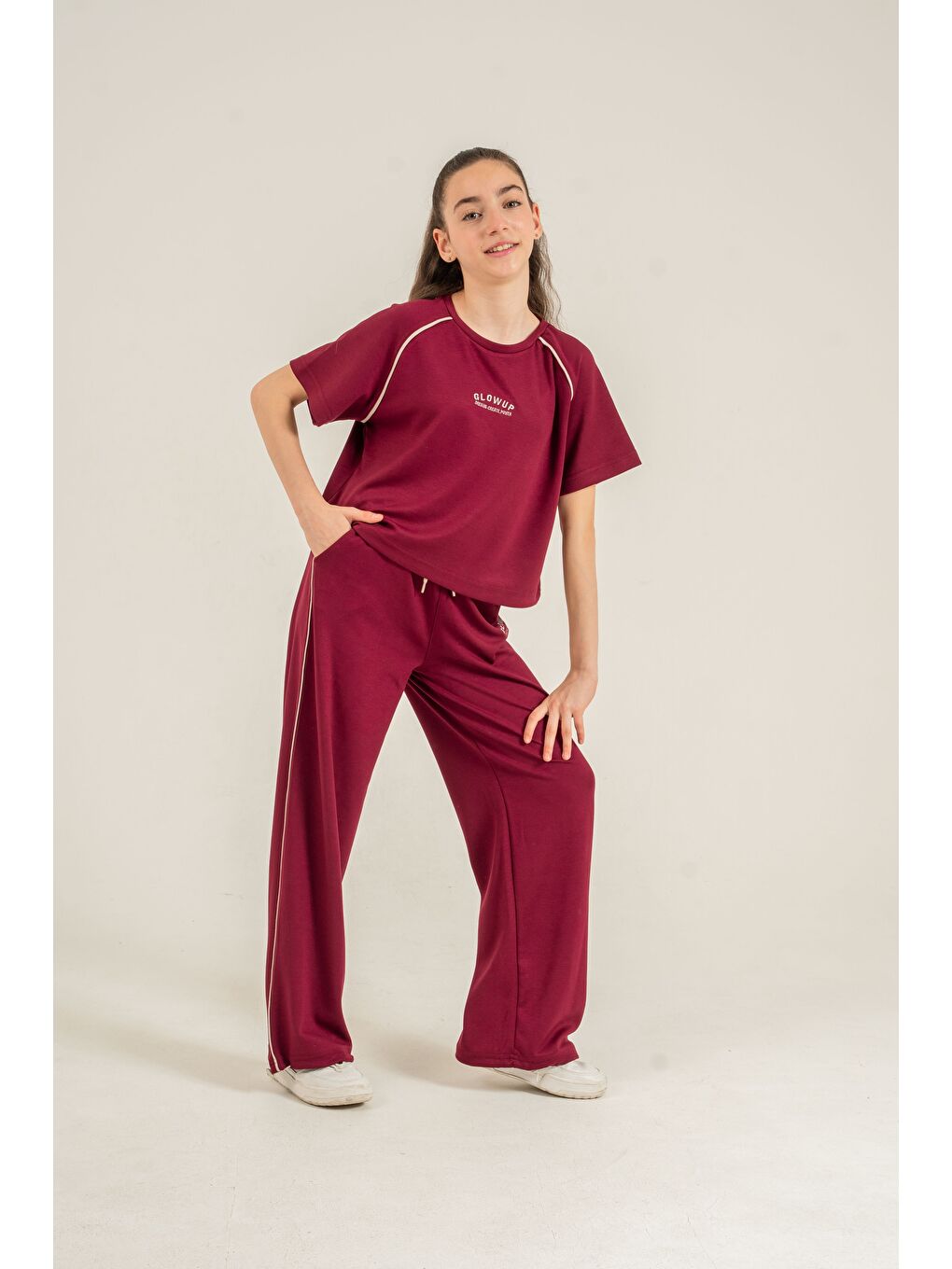 Bordo Glowup Dreams Nakışlı Yumaşak Dokulu-Comfort Kumaş Kız Çocuk Alt Üst Eşofman Takımı-1