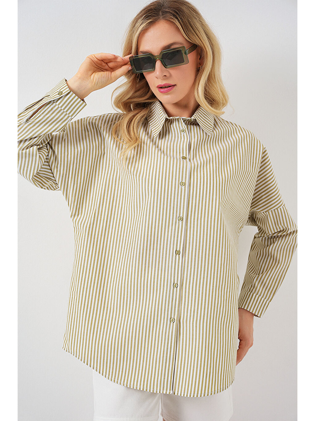 Yeşil Kadın Çizgili Oversize Gömlek 20332 - Çağla-2