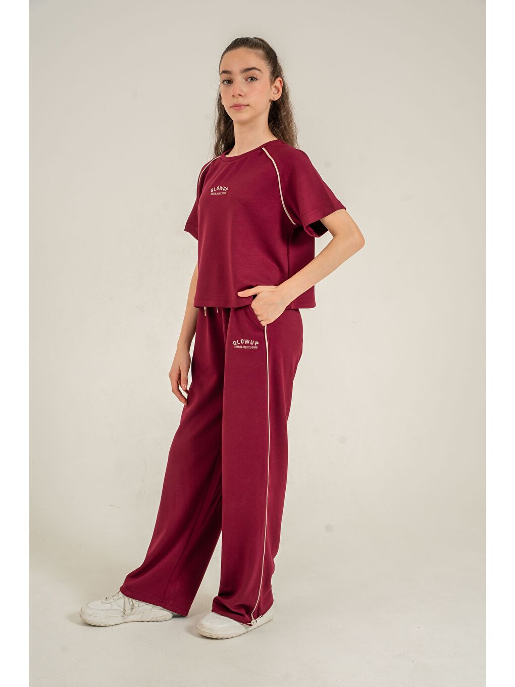 Bordo Glowup Dreams Nakışlı Yumaşak Dokulu-Comfort Kumaş Kız Çocuk Alt Üst Eşofman Takımı-4