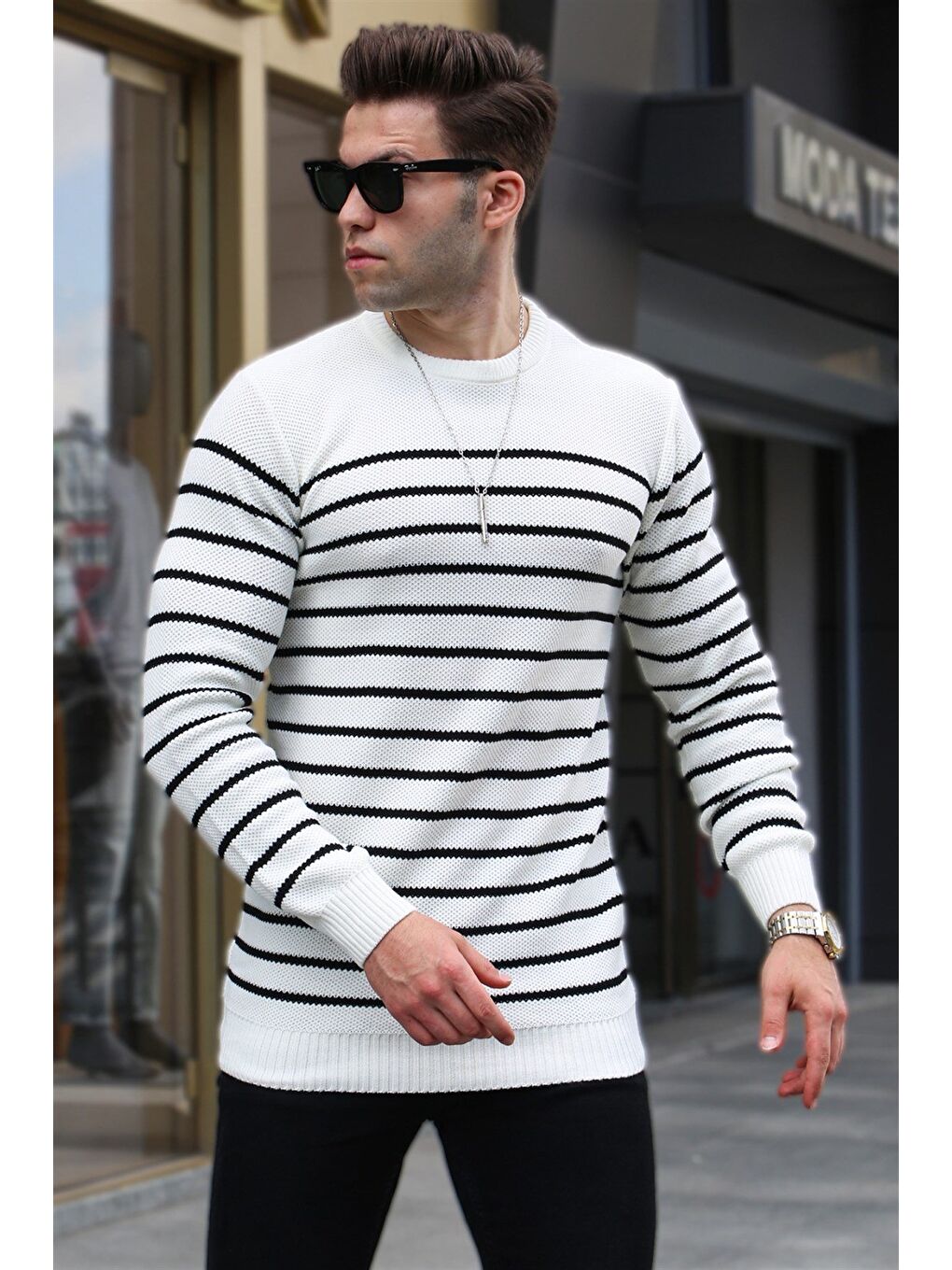 Beyaz Kemik Çizgili Bisiklet Yaka Triko Kazak 5992-3