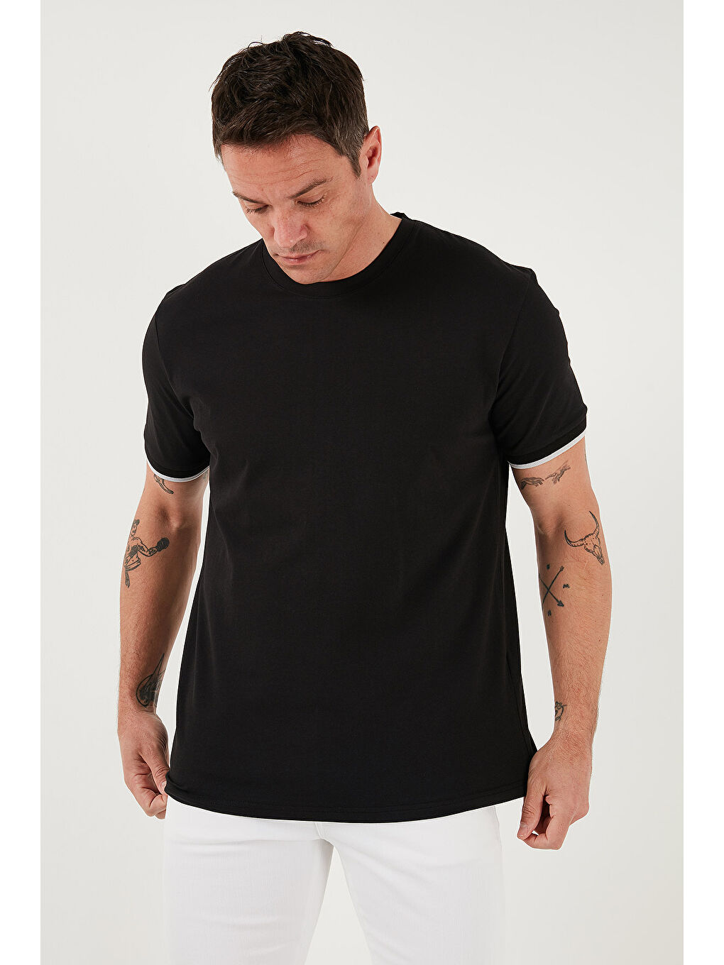 Siyah Streç Pamuklu Regular Fit Bisiklet Yaka Tişört 5902981-5