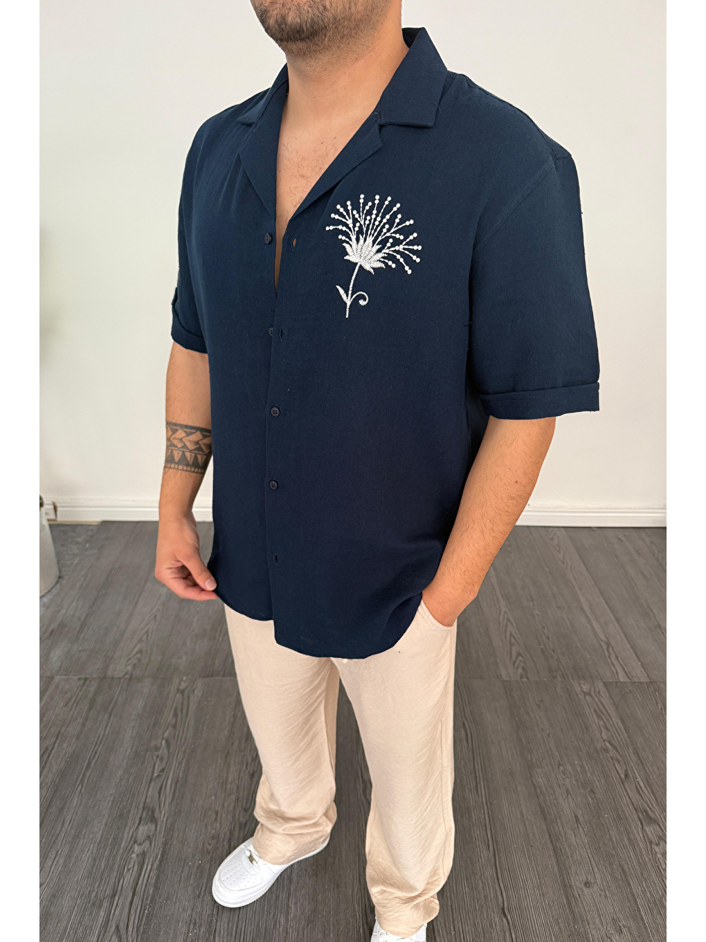 Nakış Detaylı Müslin Keten Kısa Kol Gömlek Lacivert-2