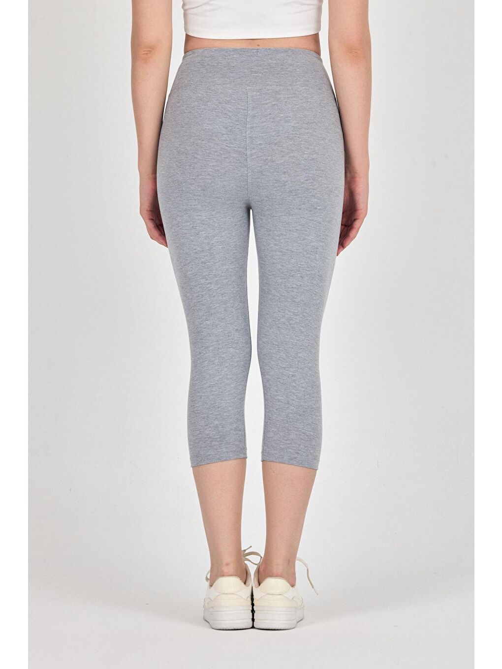 Kadın Gri Yüksek Bel Toparlayıcı Kapri Tayt-5