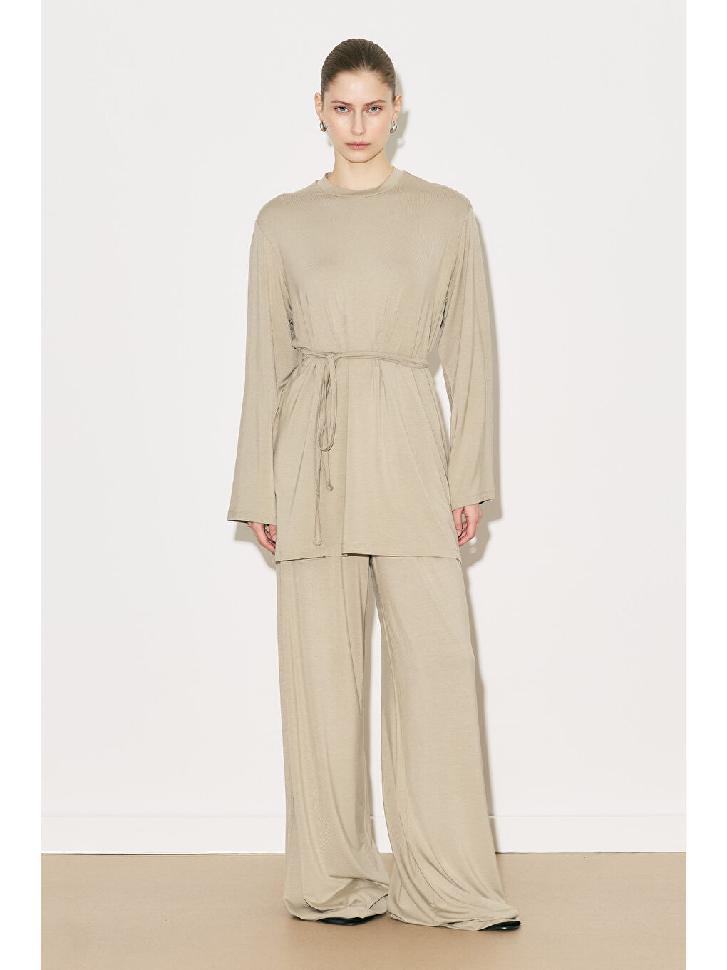 Bej Easy Kuşaklı Rahat Bluz Taş-3