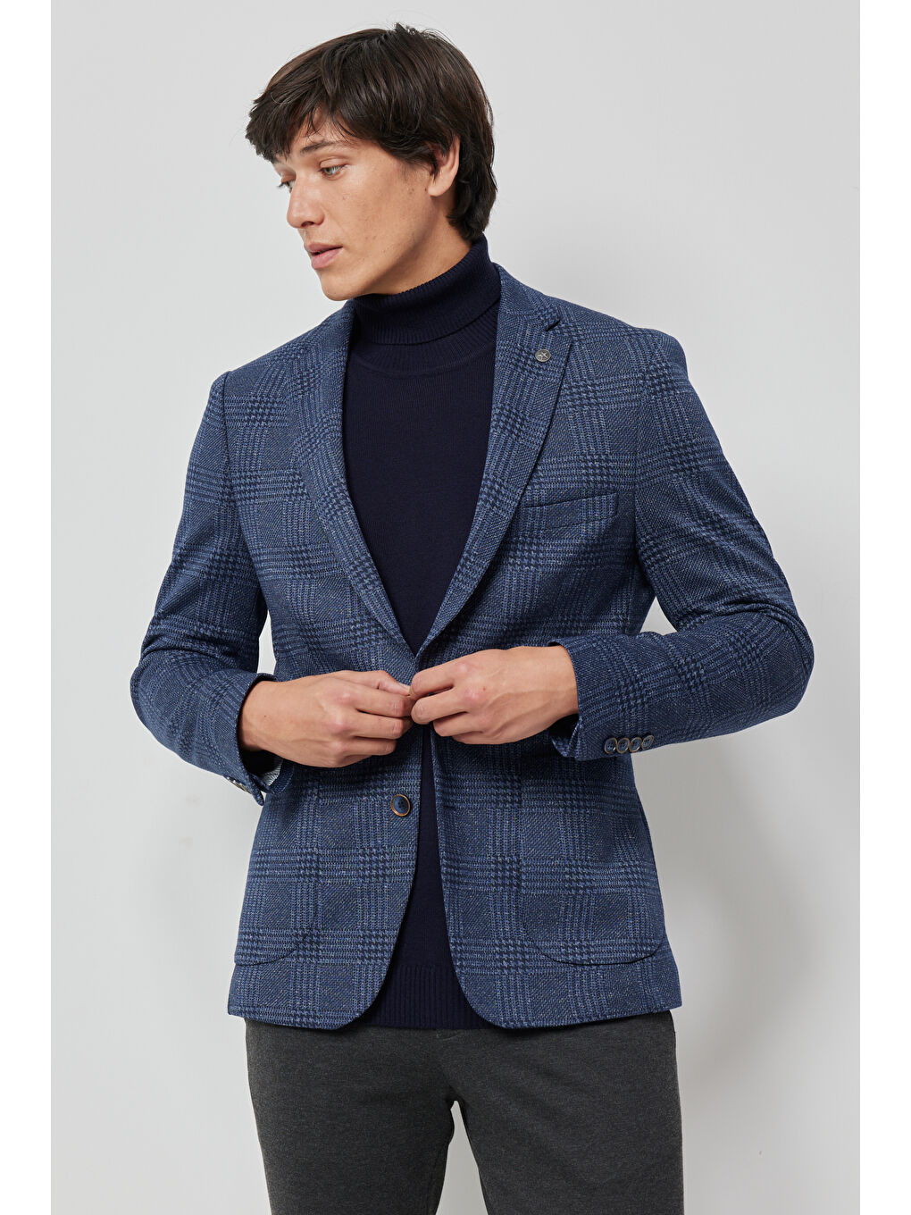 Erkek Lacivert-Beyaz Slim Fit Dar Kesim Mono Yaka Takipli Kareli Ceket