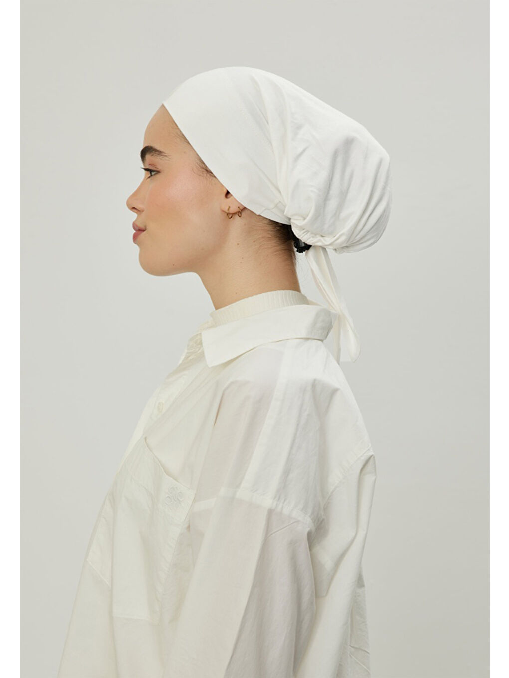 Geniş Hacimli Bağlamalı Bone Ekru-2