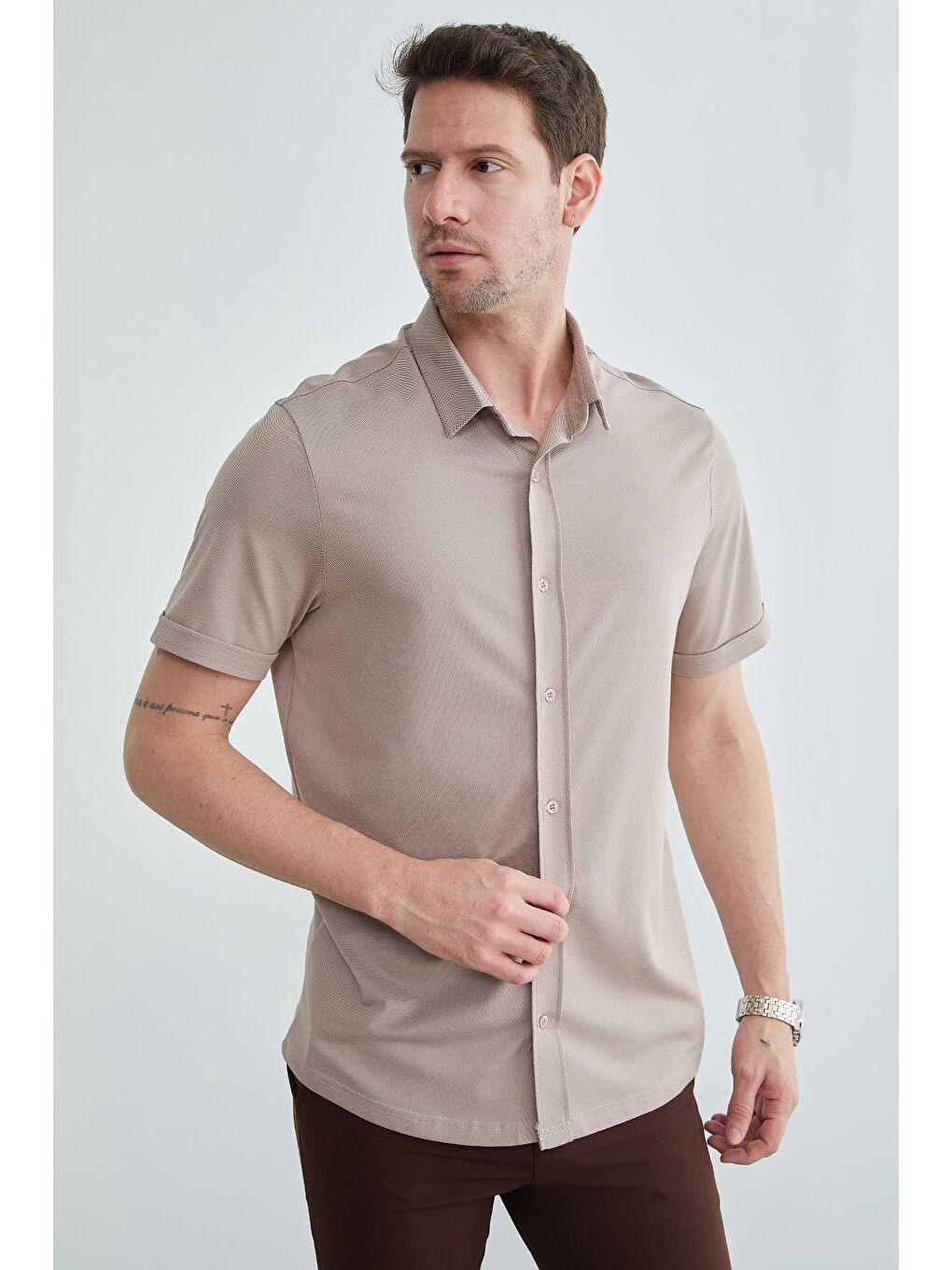 Bej Basic Düğmeli Kısa Kol Gömlek-4