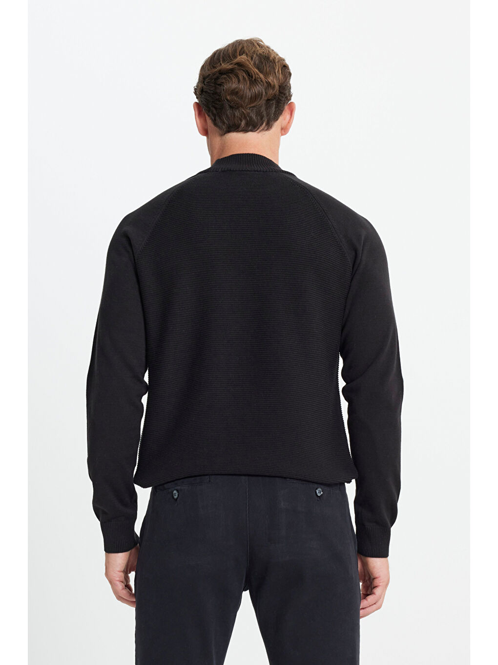 Erkek Siyah Pamuklu Standart Fit Normal Kesim Yarım Balıkçı Yaka Desenli Triko Kazak-4