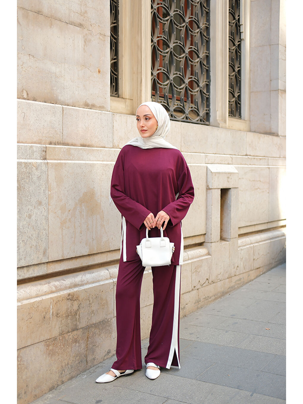 Kadın Yırtmaçlı Garni Detay Takım Bordo-3