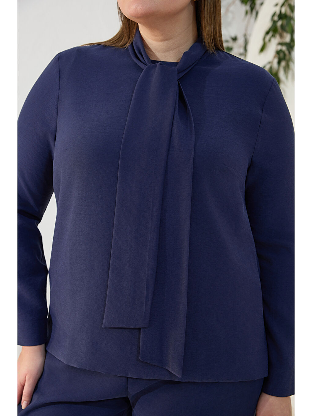 Lacivert Şal Yaka Bluz-5