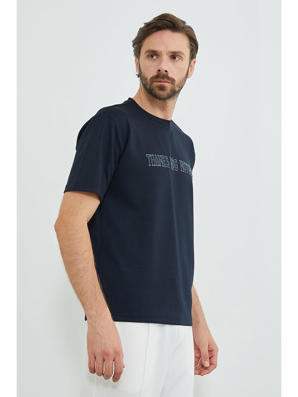 Lacivert Thanes Rog Notwng Kabartma Baskılı Modal Tişört-1