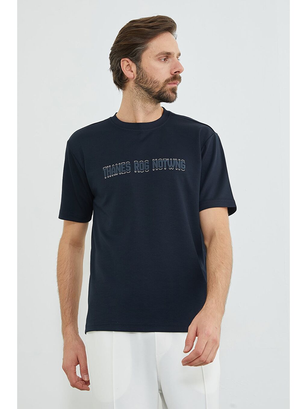 Lacivert Thanes Rog Notwng Kabartma Baskılı Modal Tişört-2