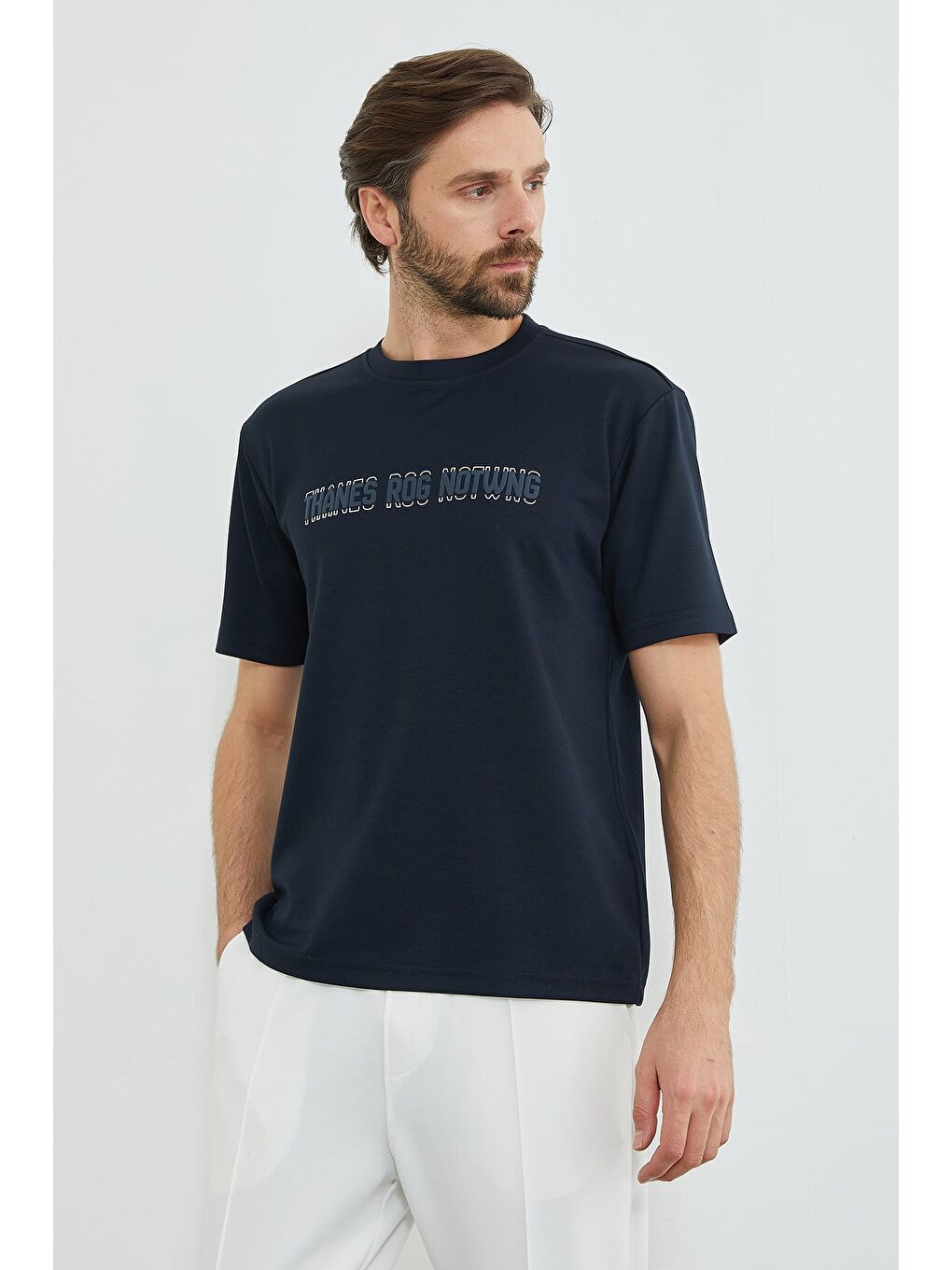 Lacivert Thanes Rog Notwng Kabartma Baskılı Modal Tişört-3