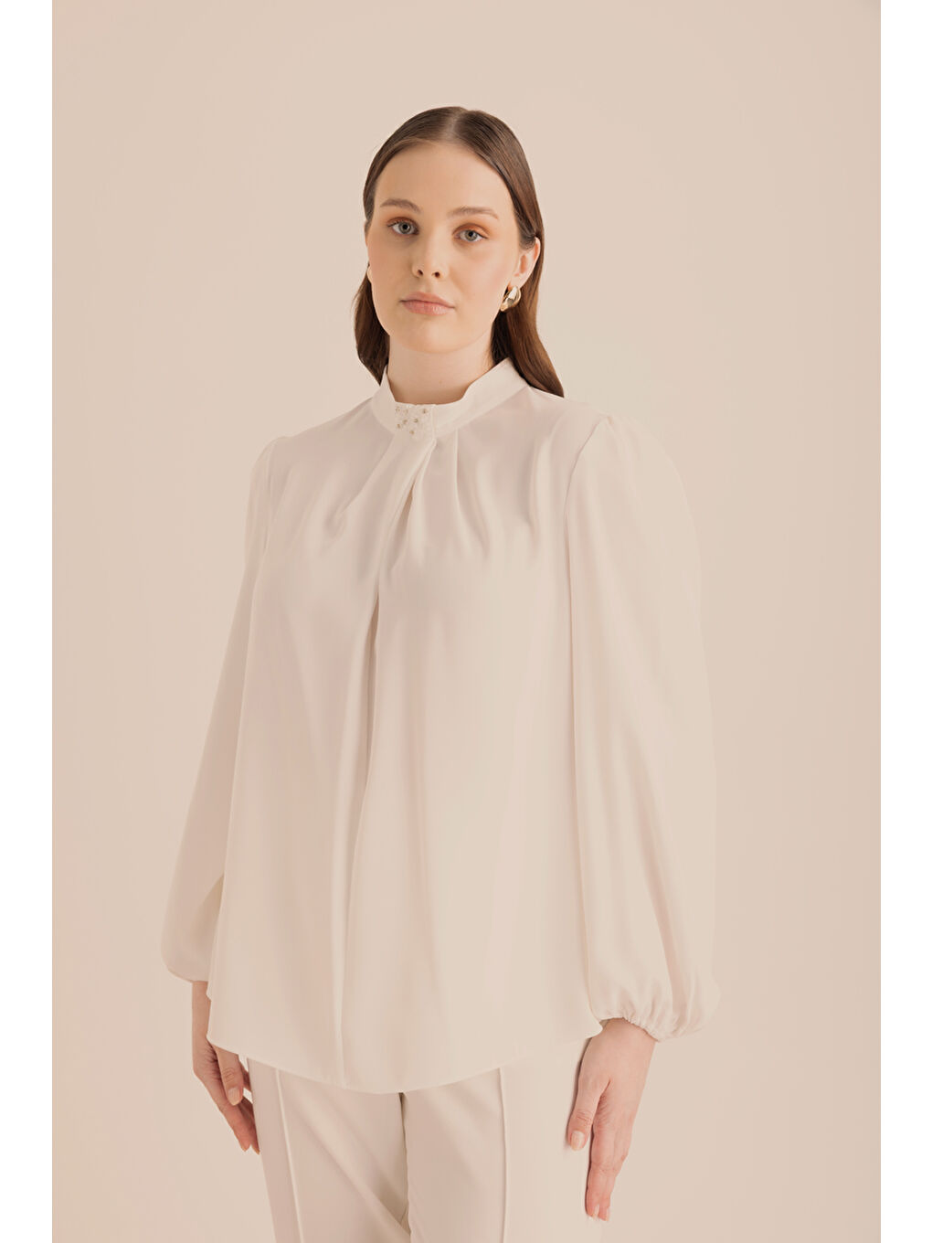 Ekru Detaylı Bluz-1