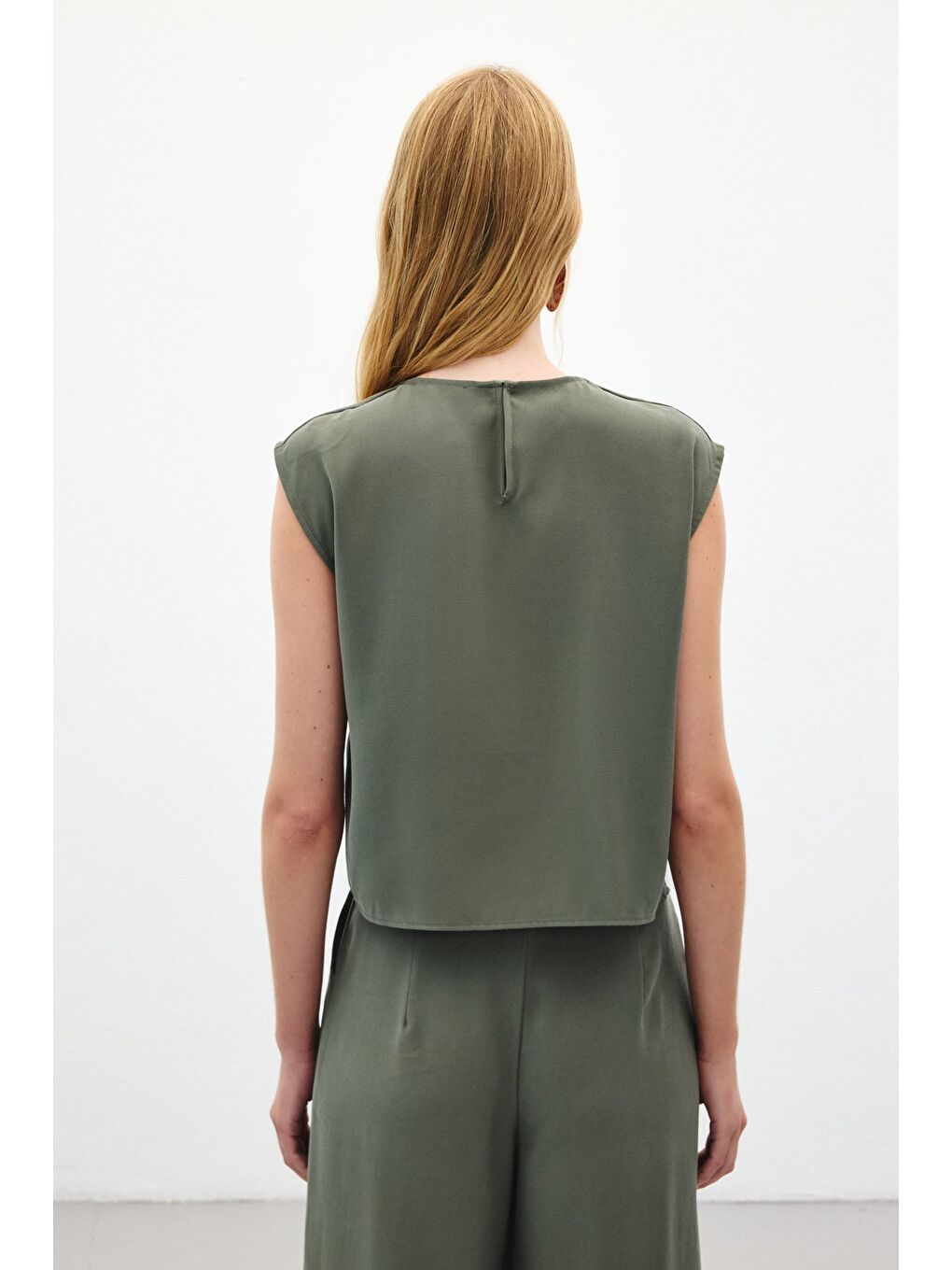 Kolsuz Salaş Bluz - Haki-6