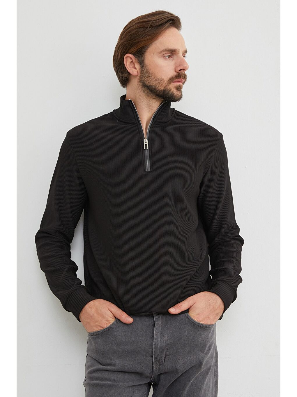 Siyah Fitilli Yarım Fermuarlı Büyük Beden Sweatshirt-4