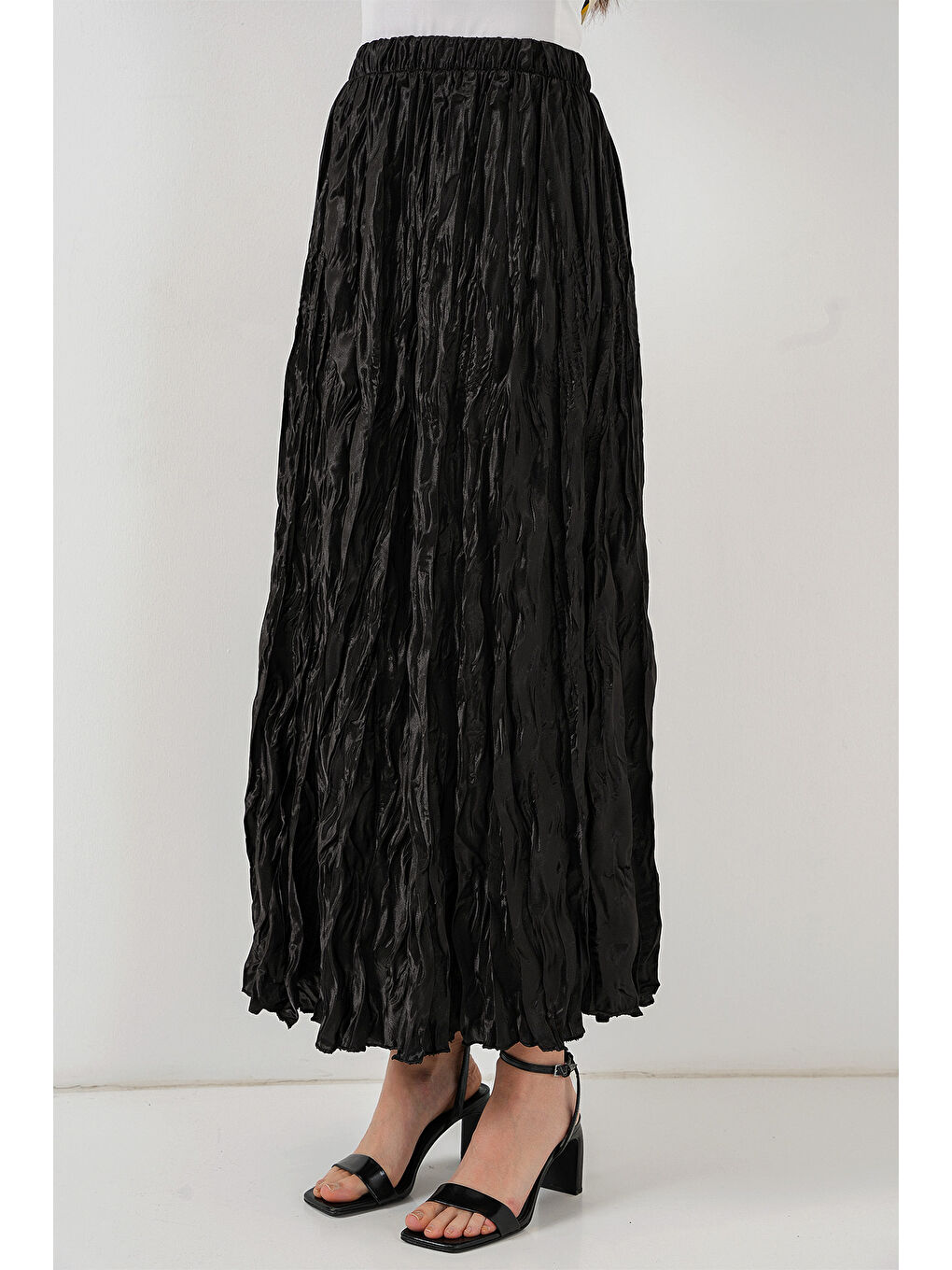 Kadın Uzun Kırışık Etek 8034 - Siyah-1