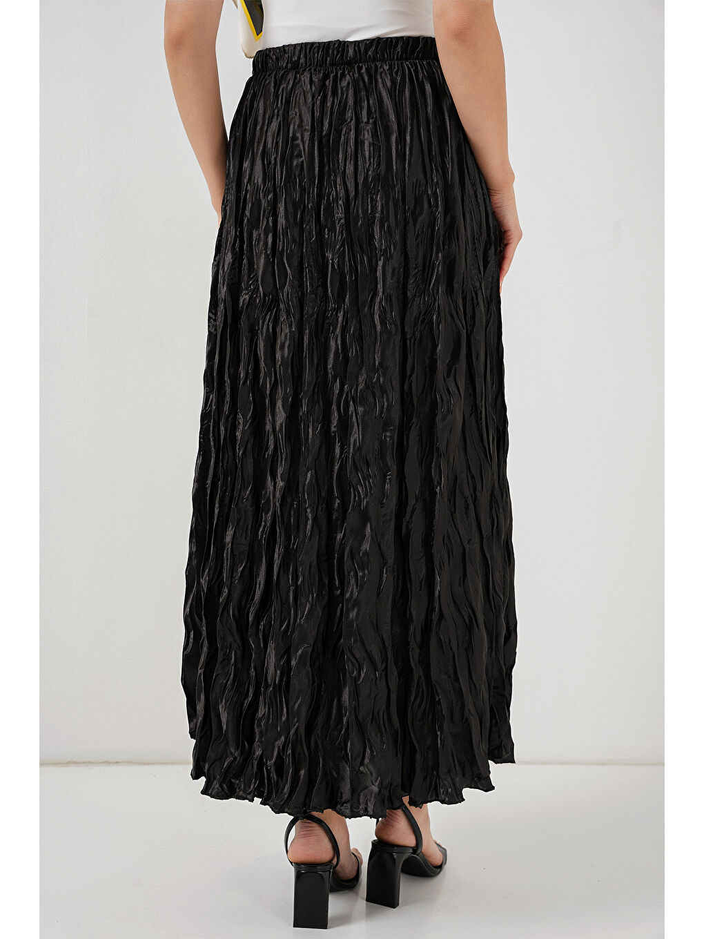Kadın Uzun Kırışık Etek 8034 - Siyah-5