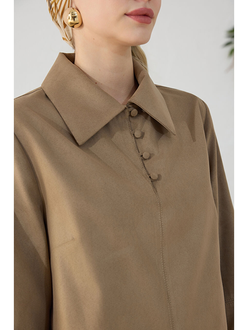 Bej Taş Suet Muz Yaka Bluz-5