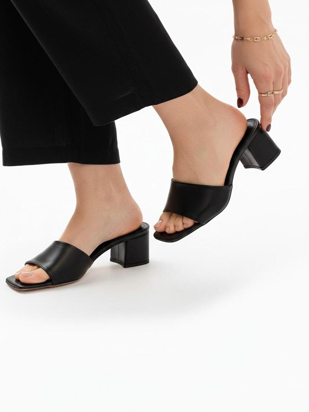 Kadın Diodre Siyah Cilt Rahat Günlük Kalın Topuklu Terlik-1