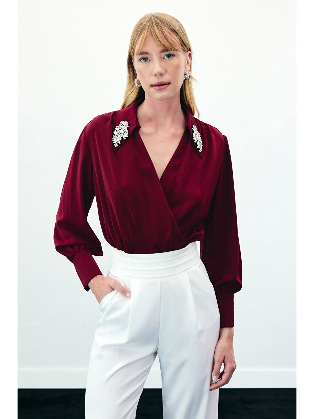 Aksesuar Detaylı Bodysuit Bluz - Bordo