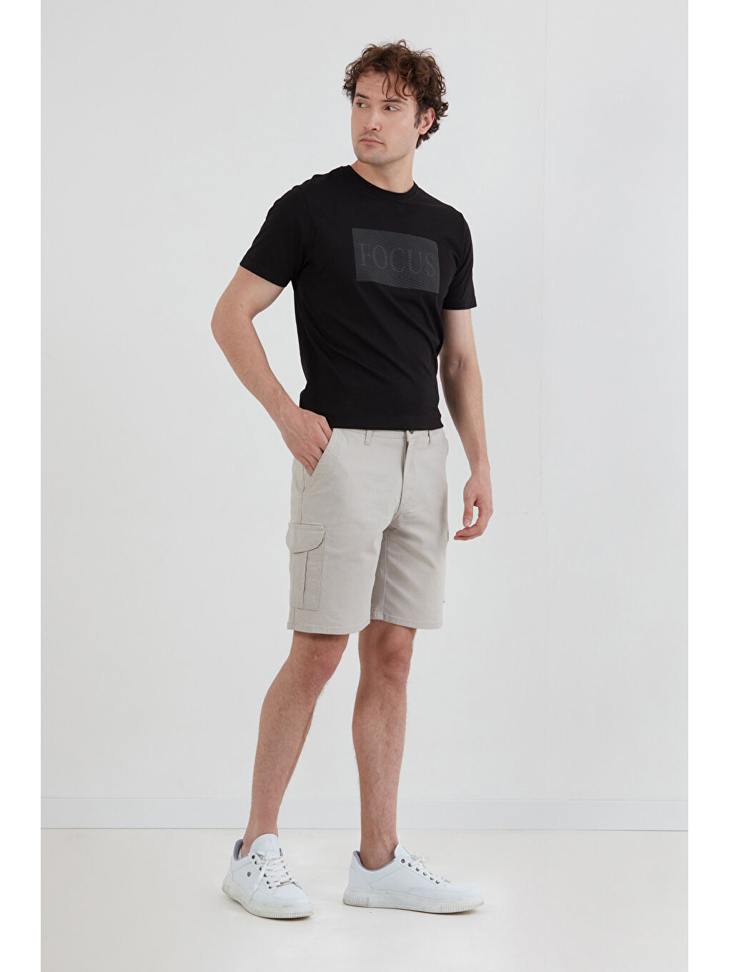 Bej Düğmeli Kargo Cepli Şort-3