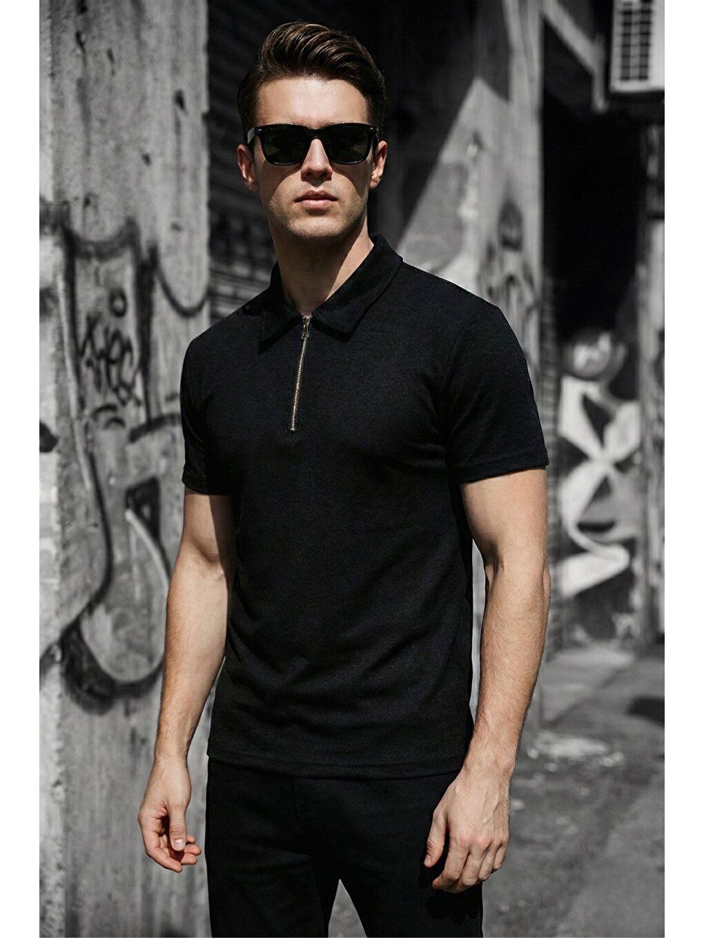 Siyah Robb Erkek Yarım Fermuarlı Dokulu Polo Yaka Kısa Kollu Slim Fit Tişört