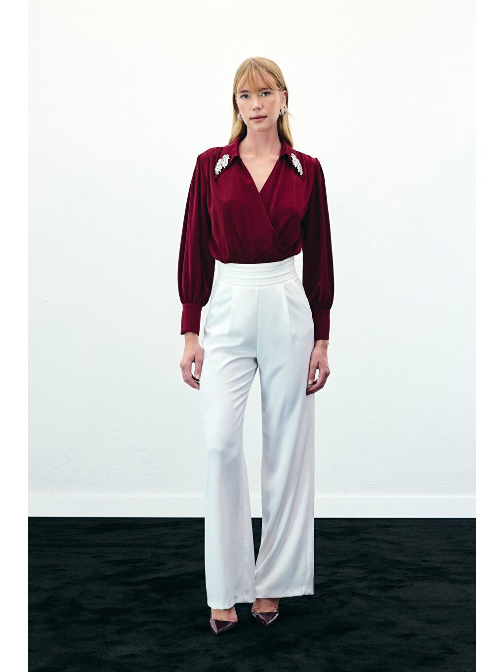 Aksesuar Detaylı Bodysuit Bluz - Bordo-1